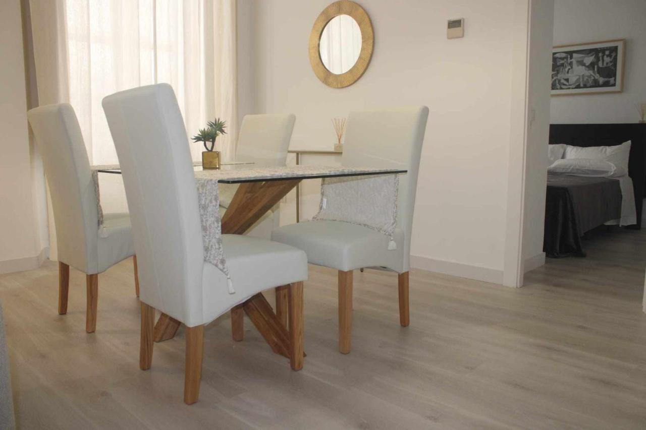 Acogedor Apartamento En El Corazon De Malaga Apartment Exterior photo